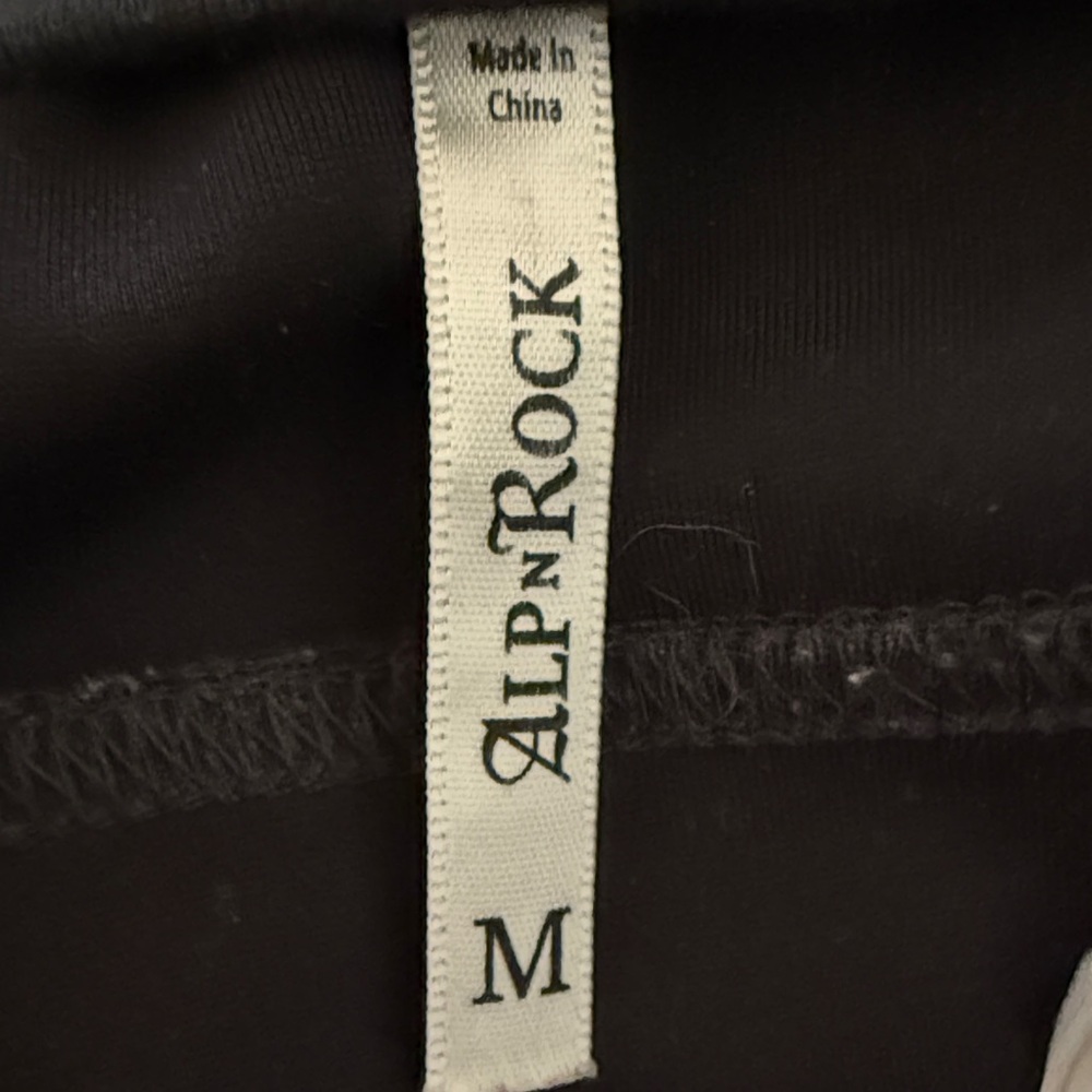 Alp N Rock Elegant Black Garment